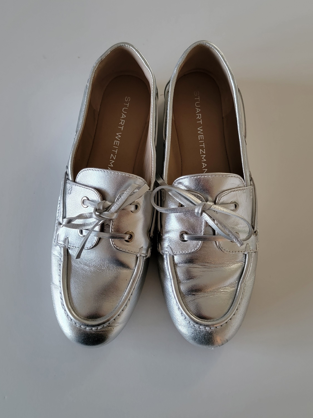 Stuart Weitzman Silver Leather Boat Shoes